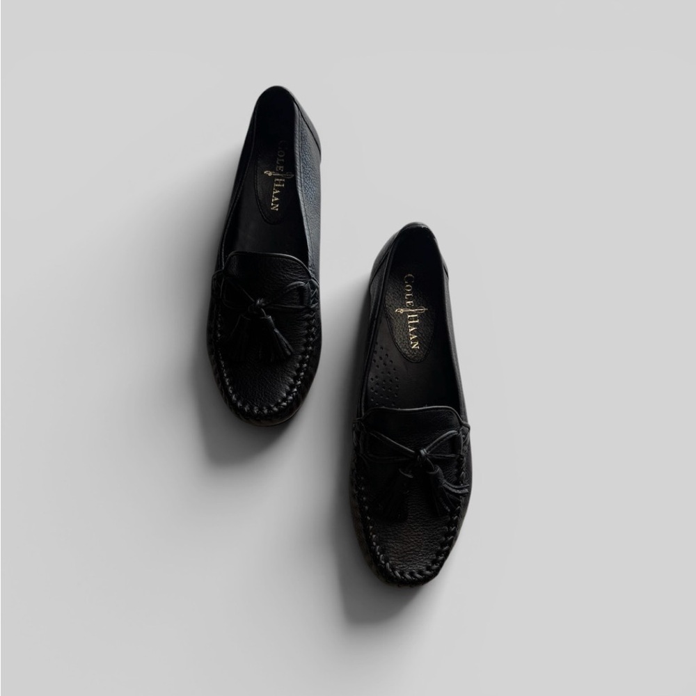 Vintage Cole Haan Women's Black Loafers